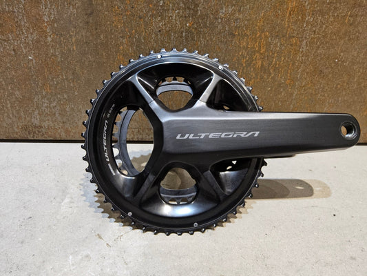 Kurbel von Shimano, SHIMANO ULTEGRA FC - R8100 KURBELGARNITUR 2X12FACH 50/34 ZÄHNE 175MM vor USEDBIKES - OB.DE Hintergrund
