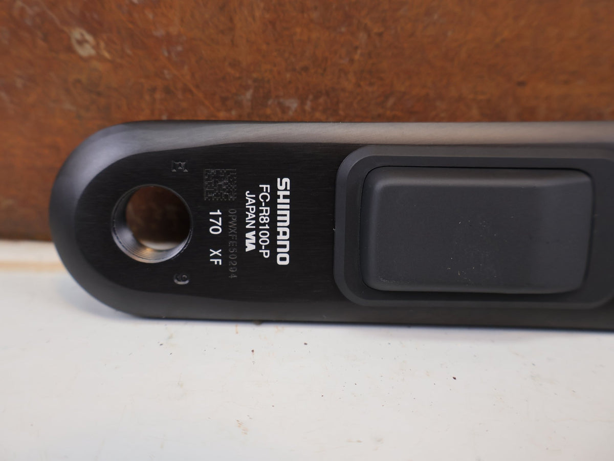 Kurbel von Shimano, Shimano Ultegra FC-R8100-P Powermeter Kurbel 170mm 50-34Z vor USEDBIKES-OB.DE Hintergrund