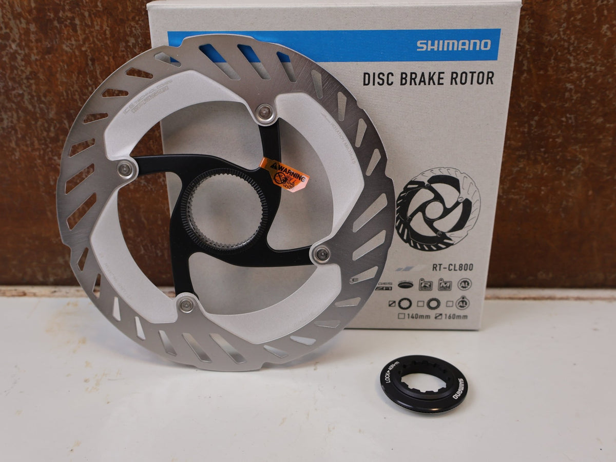 Schaltgruppen von Shimano, SHIMANO ULTEGRA R8100 POWERMETER GRUPPE 165MM 50-34 11-34 12F vor USEDBIKES-OB.DE Hintergrund