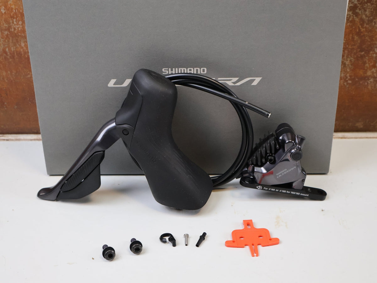 Schaltgruppen von Shimano, SHIMANO ULTEGRA R8100 POWERMETER GRUPPE 172.5MM 50-34 11-34 12F vor USEDBIKES-OB.DE Hintergrund