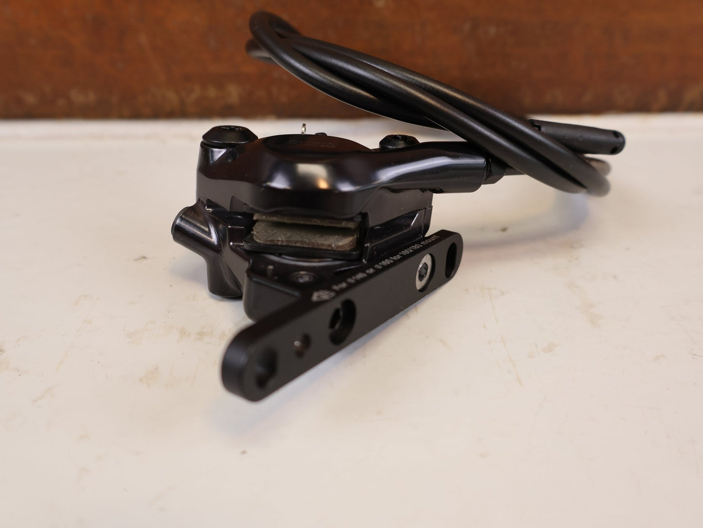 Brems-/ Schalthebel von Shimano, SHIMANO ULTEGRA ST-R8170 / BR-R8170 SCHEIBENBREMSE VORNE vor USEDBIKES-OB.DE Hintergrund
