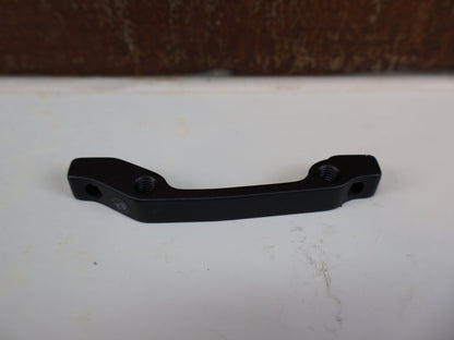 Bremsadapter von Shimano, SHIMANO XTR ADAPTER SM-MA90-F160P/S / VR 160 MM vor USEDBIKES-OB.DE Hintergrund