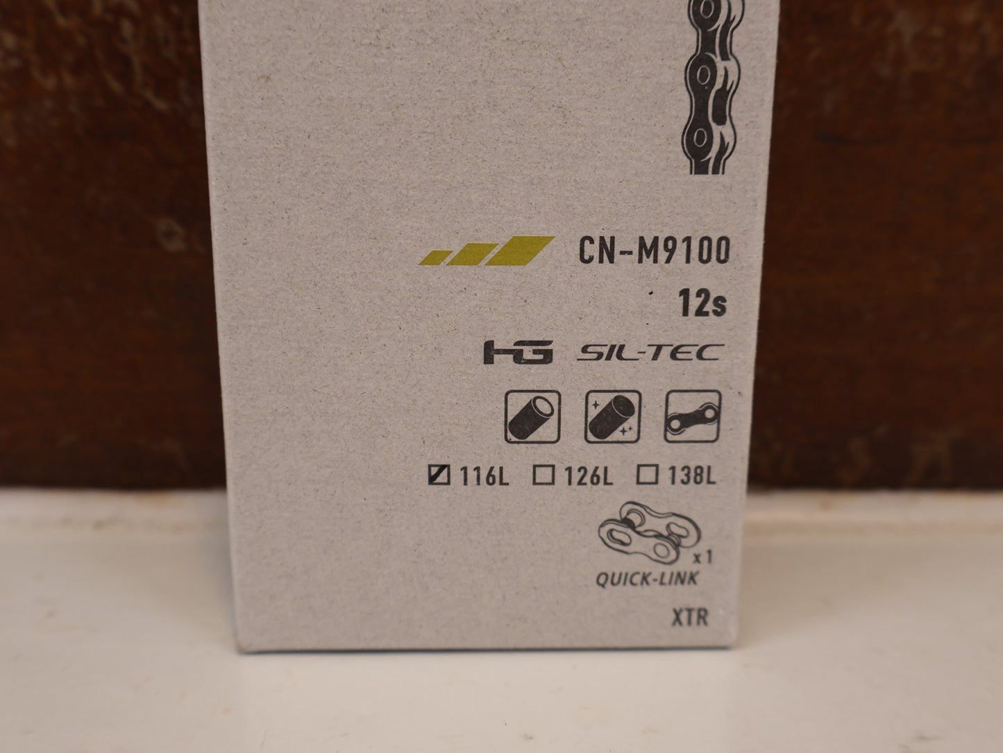 Kette von Shimano, SHIMANO XTR DURA ACE CN M9100 12 FACH KETTE 116 GLIEDER vor USEDBIKES-OB.DE Hintergrund