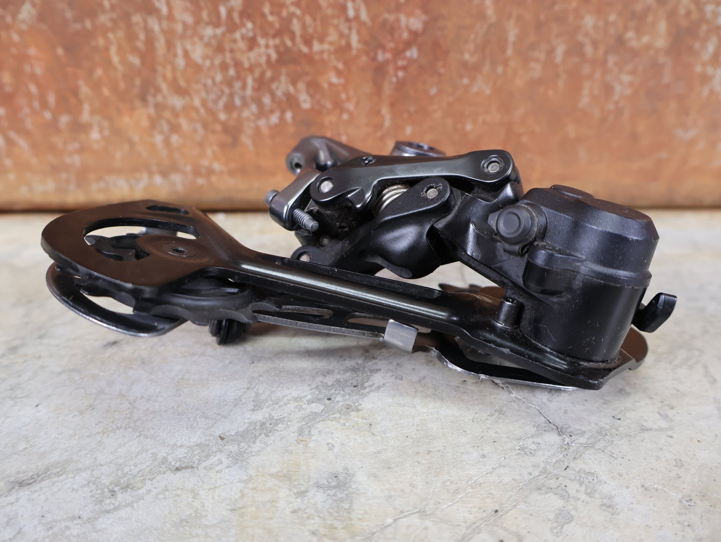 Kurbel von Shimano, SHIMANO XTR RD - M9120 - SGS SCHALTWERK / 12 - FACH – SHADOW+ / LANGER KÄFIG – 10–45 Z vor USEDBIKES - OB.DE Hintergrund