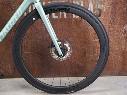 Rennrad von Specialized, SPECIALIZED AETHOS PRO CUSTOM / SHIMANO ULTEGRA DI2 / 54CM vor USEDBIKES - OB.DE Hintergrund