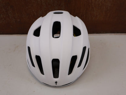 Helme von Specialized, SPECIALIZED ALIGN II MIPS HELM WHITE S/M 60821-1022 888818640379 vor USEDBIKES-OB.DE Hintergrund
