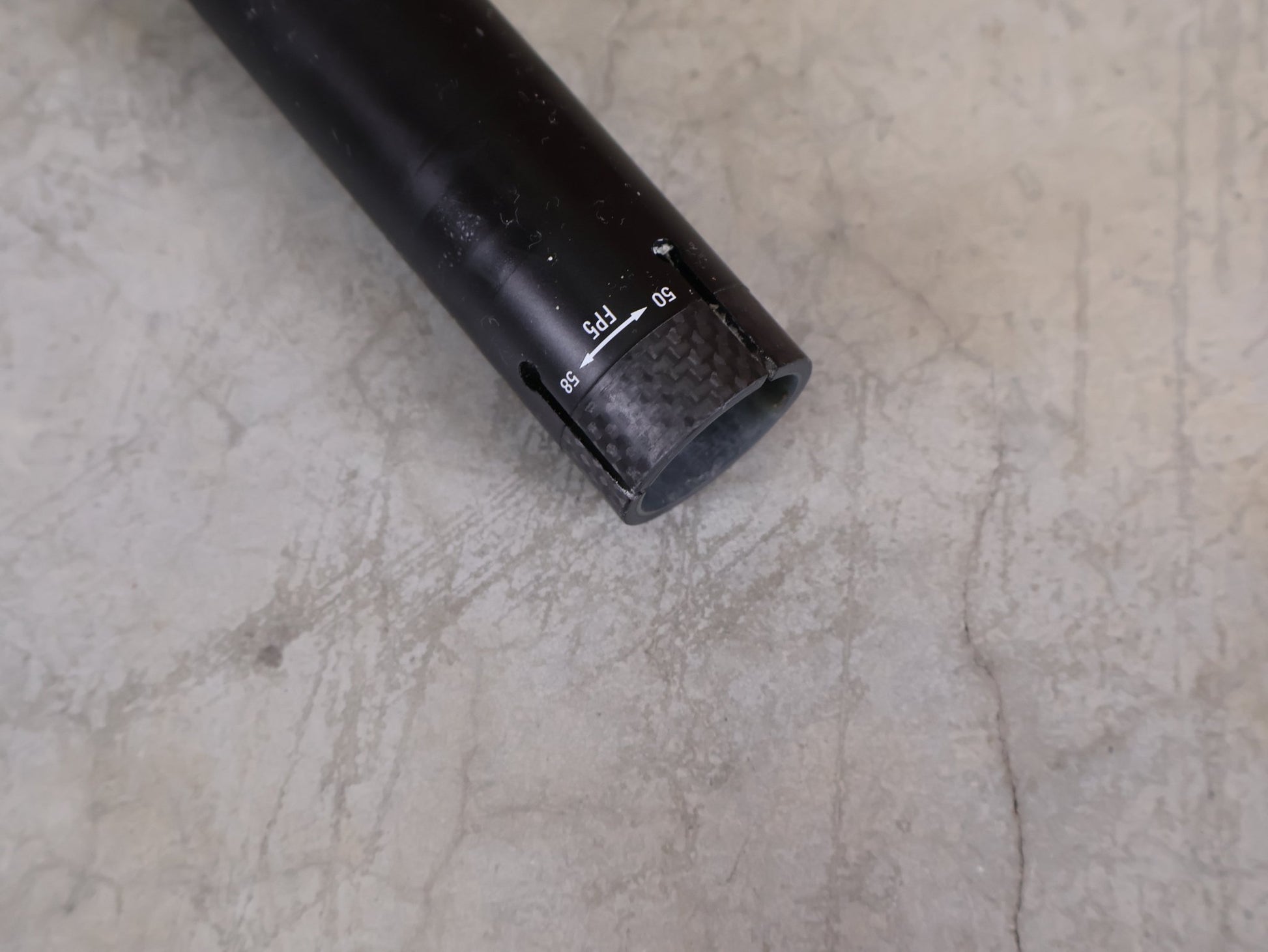 Zubehör von Specialized, SPECIALIZED DIVERGE STR FRAME POST 5 / CARBON – EINSTELLBARE NACHGIEBIGKEIT vor USEDBIKES - OB.DE Hintergrund