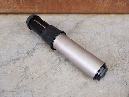 Zubehör von Specialized, SPECIALIZED FUTURE SHOCK 3.3 / 20 MM FEDERWEG – HYDRAULISCHE DRUCKSTUFE – TUNEBAR vor USEDBIKES - OB.DE Hintergrund