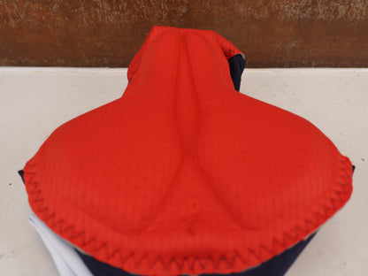 Hosen - BOH von Specialized, Specialized Grenke Auto Eder Red Bull BORA Trägerhose U19 vor USEDBIKES-OB.DE Hintergrund