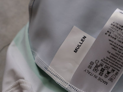 Anzug - BOH von Specialized, SPECIALIZED RED BULL - BORA HANSGROHE AERO SKIN SUIT SS / IRISH CHAMPION vor USEDBIKES - OB.DE Hintergrund