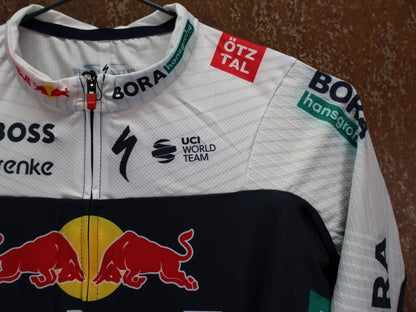 Anzug - BOH von Specialized, SPECIALIZED RED BULL - BORA HANSGROHE ROAD SKIN SUIT SS / EINTEILER KURZ vor USEDBIKES - OB.DE Hintergrund