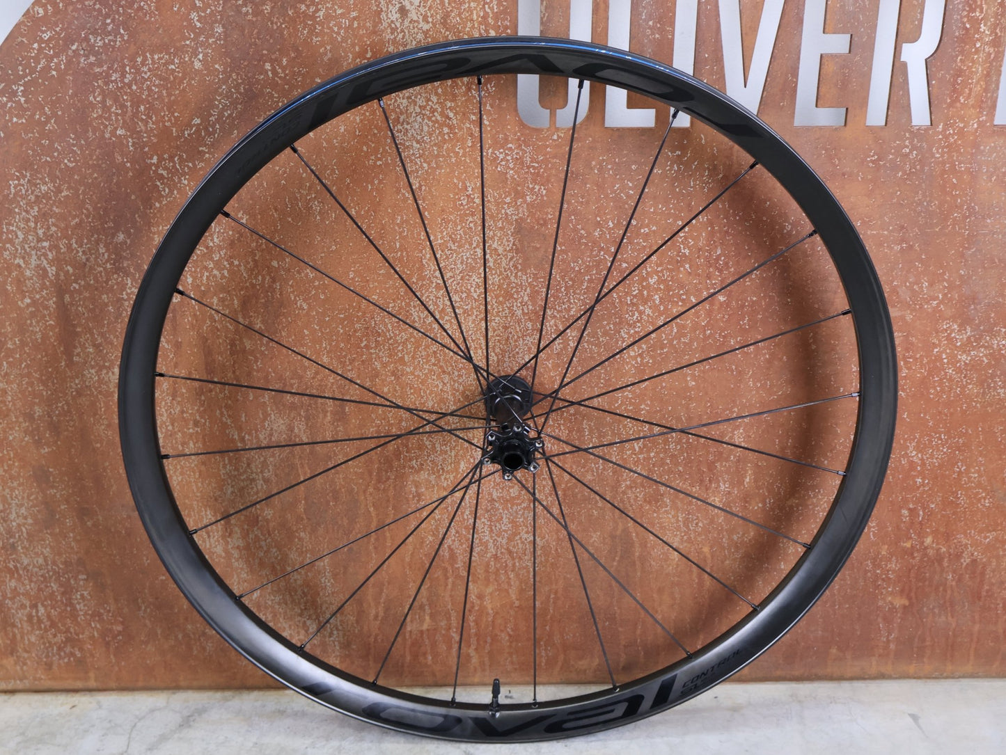 Laufrad/Laufradsatz von Bontrager, SPECIALIZED ROVAL CONTROL SL XC LAUFRADSATZ 29" – CARBON / SRAM XD vor USEDBIKES - OB.DE Hintergrund