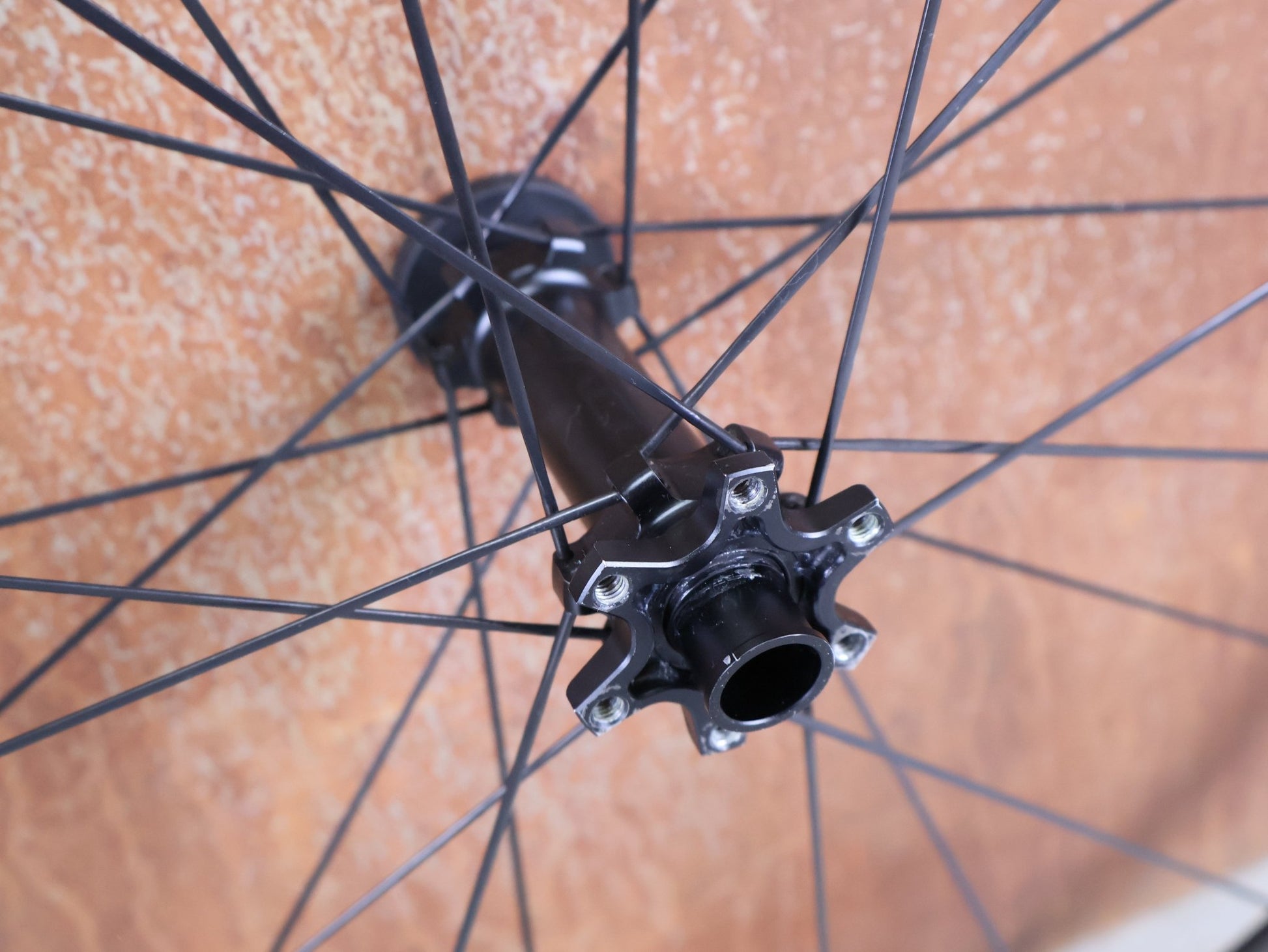 Laufrad/Laufradsatz von Bontrager, SPECIALIZED ROVAL CONTROL SL XC LAUFRADSATZ 29" – CARBON / SRAM XD vor USEDBIKES - OB.DE Hintergrund