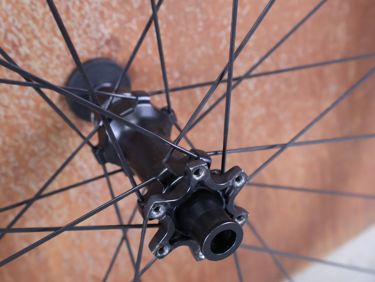 Laufrad/Laufradsatz von Bontrager, SPECIALIZED ROVAL CONTROL SL XC LAUFRADSATZ 29" – CARBON / SRAM XD vor USEDBIKES - OB.DE Hintergrund