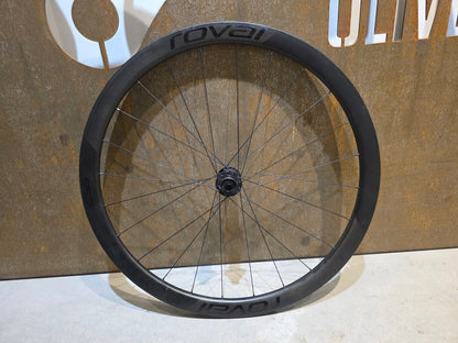 Laufrad/Laufradsatz von Specialized, SPECIALIZED ROVAL RAPIDE C38 LAUFRADSATZ DISC vor USEDBIKES - OB.DE Hintergrund