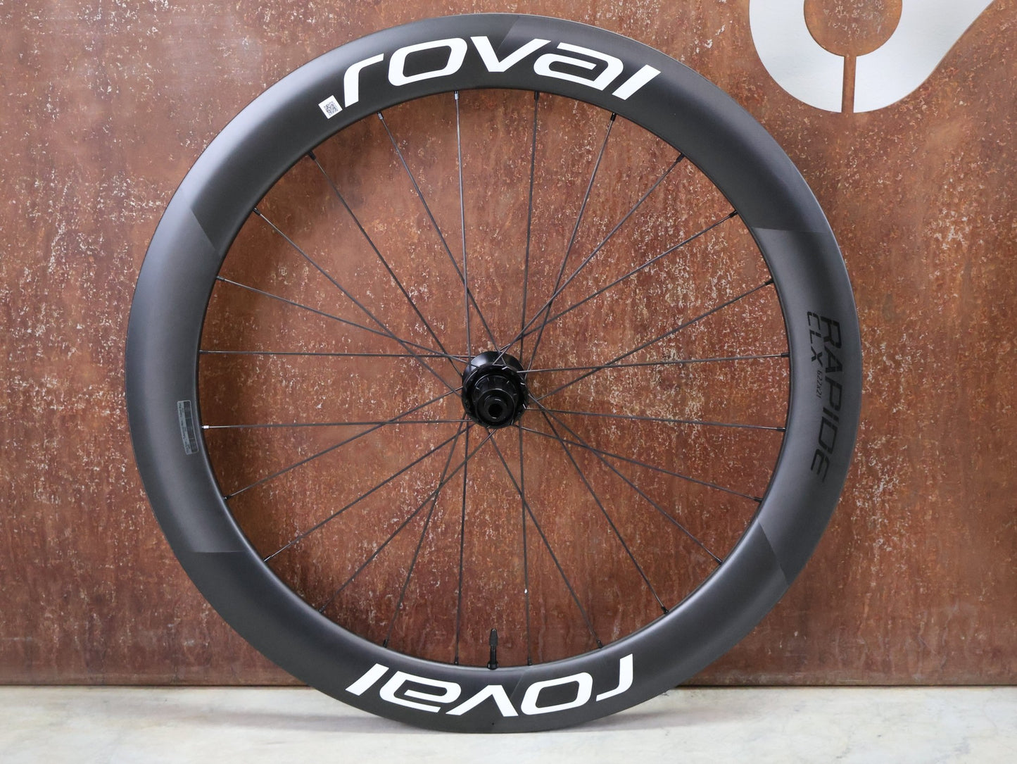 Laufrad/Laufradsatz von Specialized, SPECIALIZED ROVAL RAPIDE CLX II LAUFRADSATZ DISC vor USEDBIKES - OB.DE Hintergrund