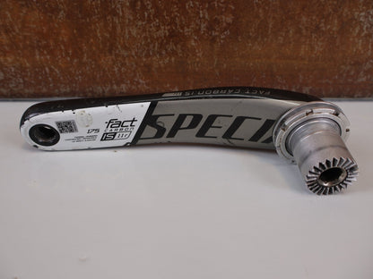 Kurbel von Specilaized, SPECIALIZED S - WORKS FACT CARBON KURBELARME 175 MM – 338 G / OSBB PF30 BB30 vor USEDBIKES - OB.DE Hintergrund