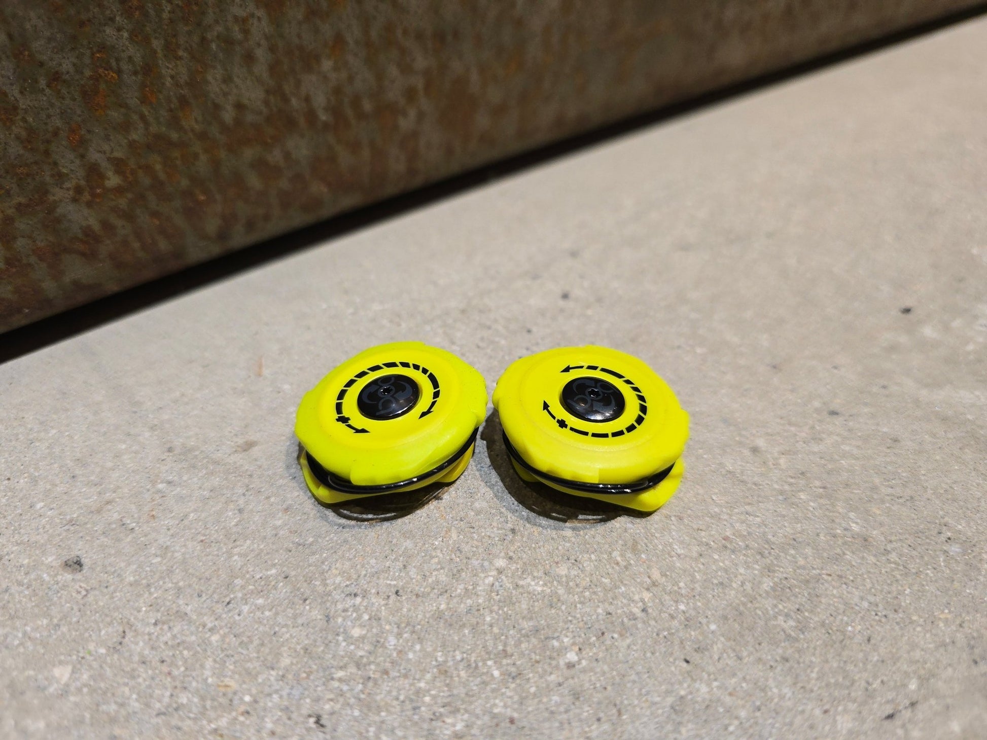 Sonstiges von Boa, SPECIALIZED S2 SNAP BOA DREHVERSCHLUSS / DIV. FARBEN in variant_title vor USEDBIKES - OB.DE Hintergrund