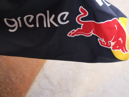 Anzug - BOH von Specialized, SPECIALIZED TGA ROOKIES OF RED BULL - BORA HANSGROHE AERO SKIN SUIT LS / SOUTH AFRICA CHAMPION vor USEDBIKES - OB.DE Hintergrund