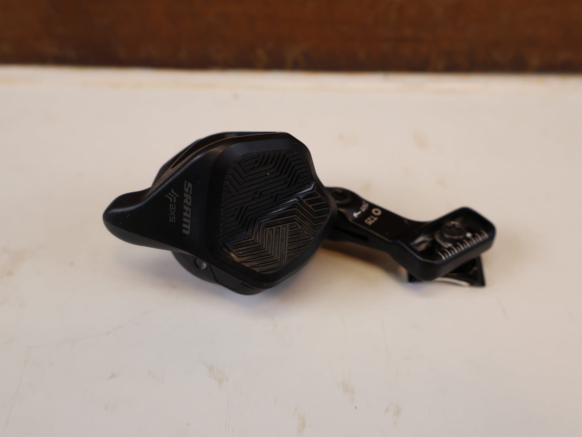 Schaltungsteile von Sram, SRAM AXS POD ROCKER CONTROLLER RECHTS / D1 MATCHMAKER X vor USEDBIKES-OB.DE Hintergrund