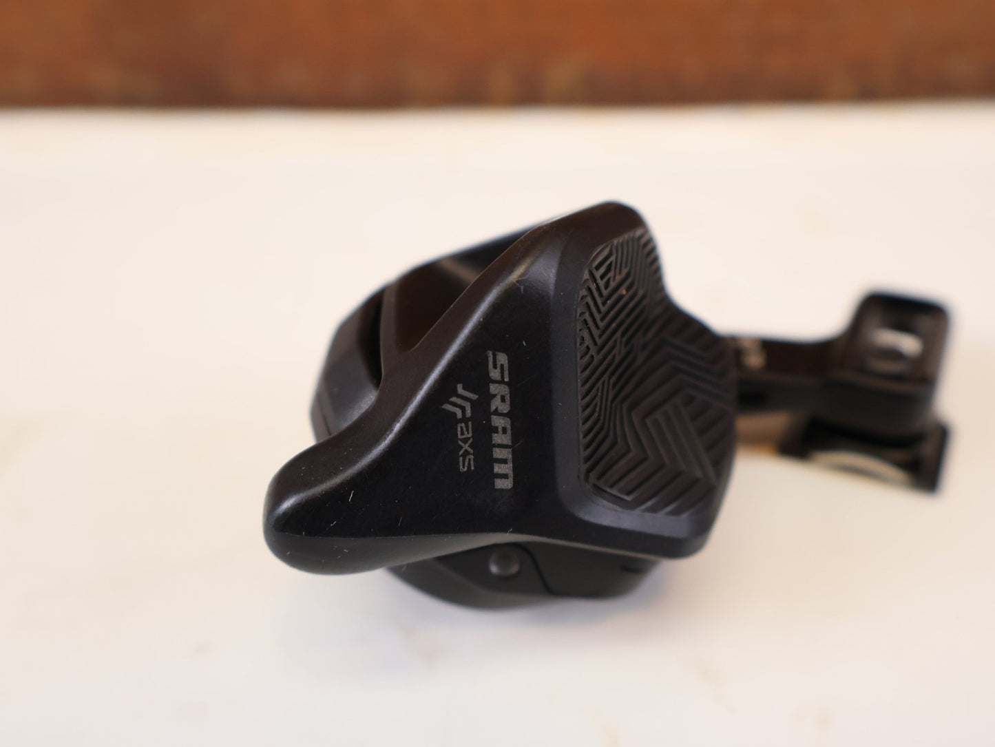 Schaltungsteile von Sram, SRAM AXS POD ROCKER CONTROLLER RECHTS / D1 MATCHMAKER X vor USEDBIKES-OB.DE Hintergrund