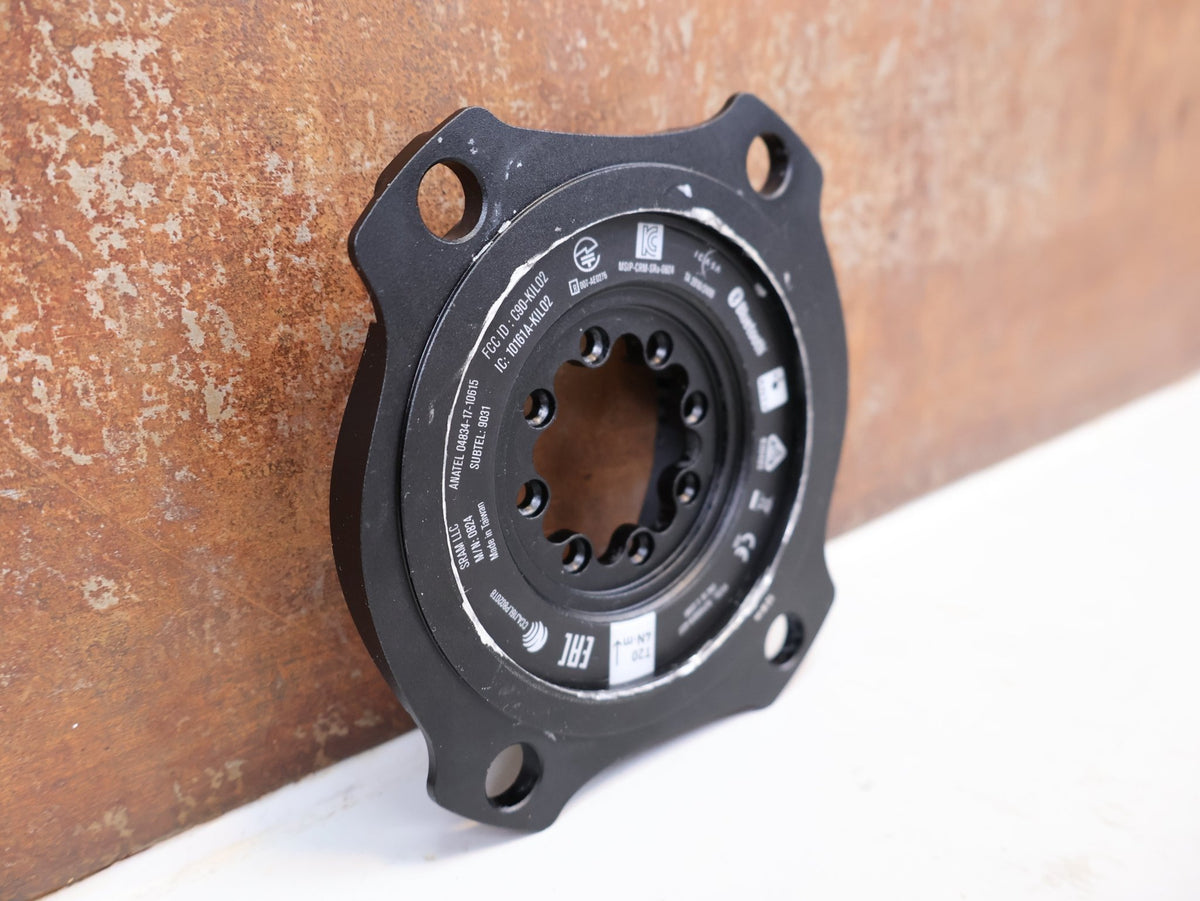 Powermeter von Sram, SRAM AXS Powermeter Spider 107 BCD 8-Bolt D1 vor USEDBIKES-OB.DE Hintergrund