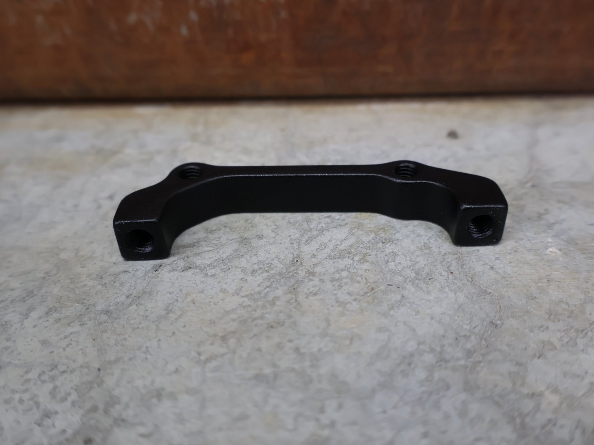 Zubehör von Sram, SRAM BREMSADAPTER +20 IS AUF PM FÜR VR 180 MM / HR 160 MM – 00.5318.009.001 vor USEDBIKES - OB.DE Hintergrund