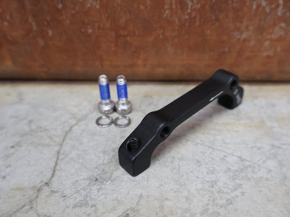 Zubehör von Sram, SRAM BREMSADAPTER +20 IS AUF PM FÜR VR 180 MM / HR 160 MM – 00.5318.009.001 vor USEDBIKES - OB.DE Hintergrund