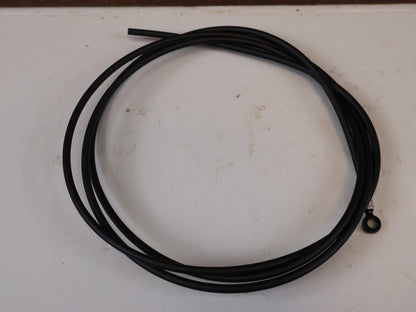 Bremsleitung von Sram, SRAM BREMSLEITUNG 200 CM SCHWARZ BANJO SCHWARZ vor USEDBIKES-OB.DE Hintergrund