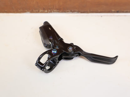 Bremse von Sram, SRAM CODE RSC SCHEIBENBREMSEN SET VR HR RAINBOW 200MM vor USEDBIKES-OB.DE Hintergrund