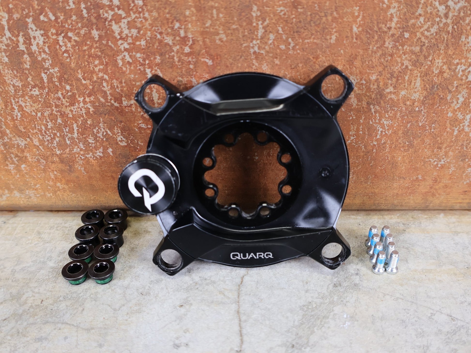 Powermeter von Sram, SRAM DZERO XX1 EAGLE AXS POWERMETER SPIDER QUARQ MTB BOOST 104 BCD vor USEDBIKES - OB.DE Hintergrund