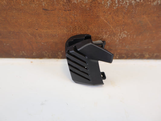 Zubehör von Sram, SRAM EAGLE AXS AKKU SCHUTZ COVER PROTECTOR vor USEDBIKES-OB.DE Hintergrund