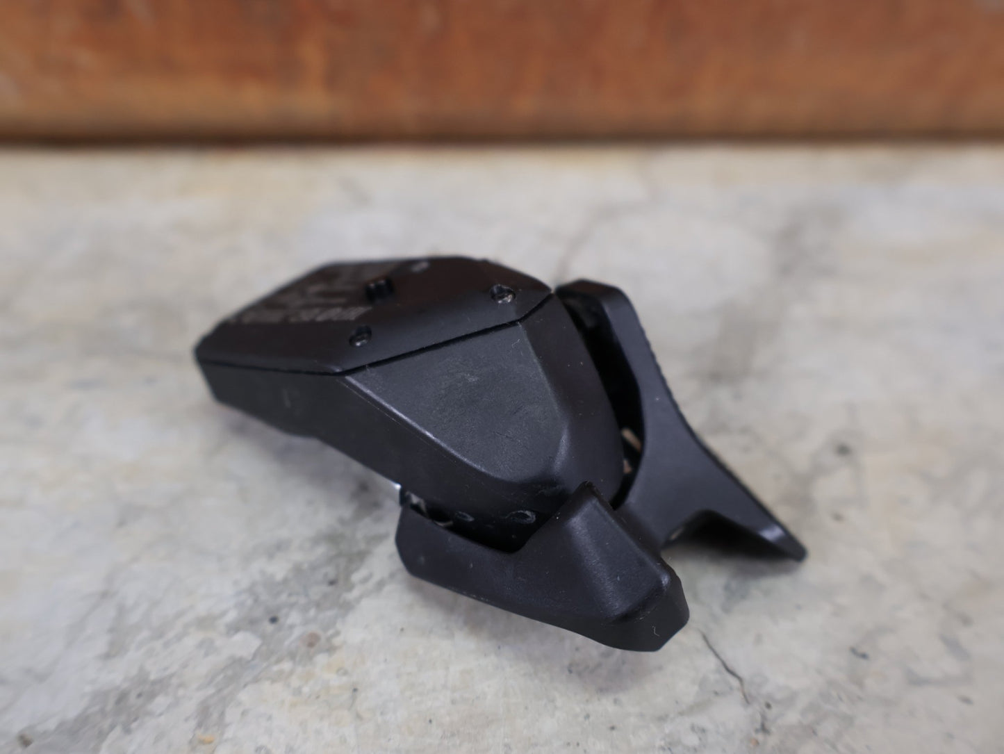 Schaltungsteile von Sram, SRAM EAGLE AXS CONTROLLER / SCHALTGRIFF 12 - FACH – WIRELESS – OHNE SCHELLE vor USEDBIKES - OB.DE Hintergrund