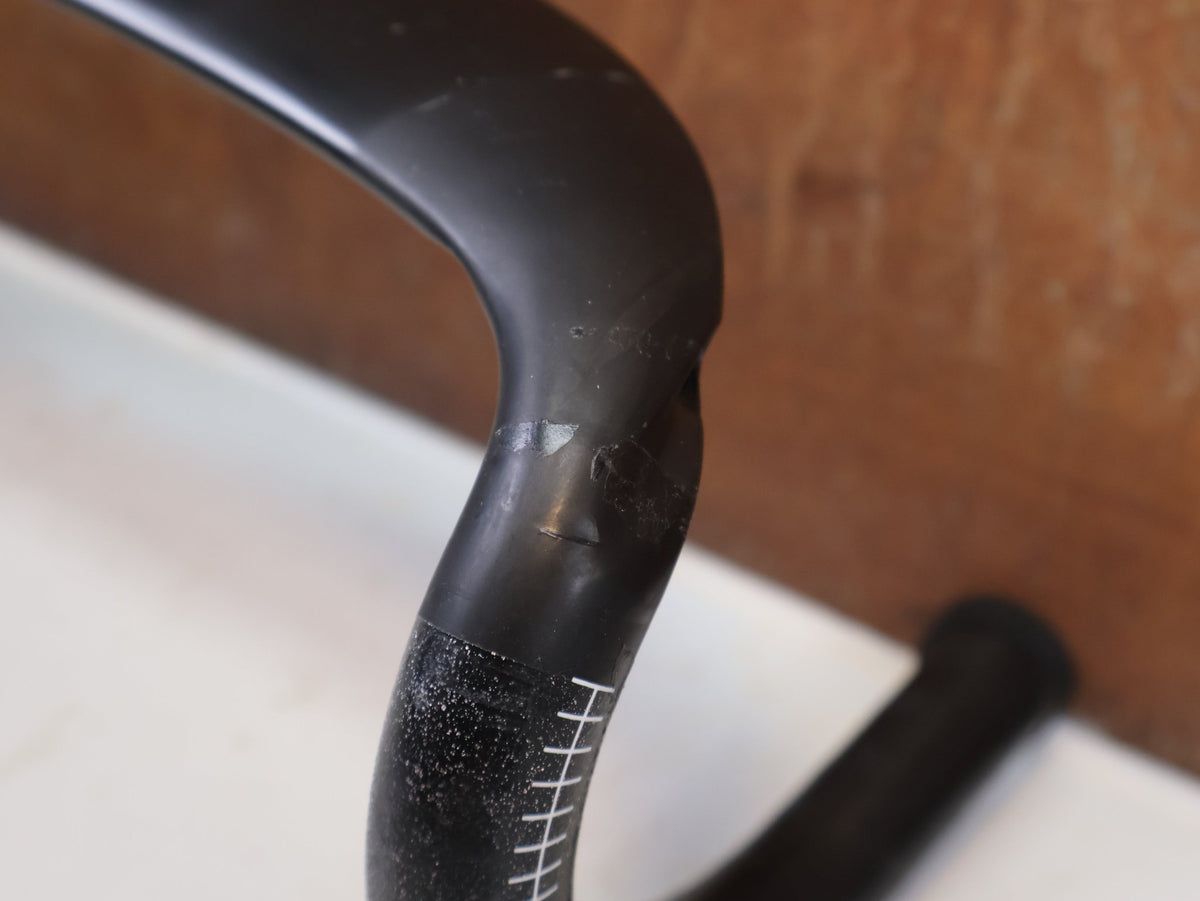 Schaltungsteile von Sram, SRAM Eagle AXS Rocker Controller Rechts MatchMaker MMX vor USEDBIKES-OB.DE Hintergrund