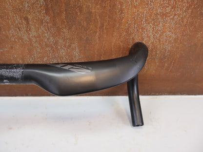 Schaltungsteile von Sram, SRAM Eagle AXS Rocker Controller Rechts MatchMaker MMX vor USEDBIKES-OB.DE Hintergrund