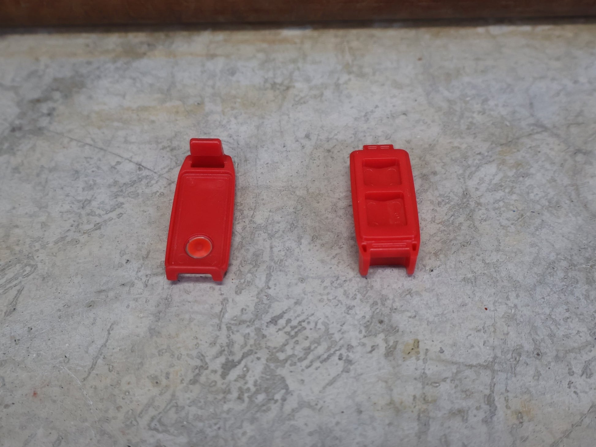 Zubehör von Sram, SRAM ETAP AXS ABDECKUNG AKKU & BATTERIEBLOCK vor USEDBIKES - OB.DE Hintergrund