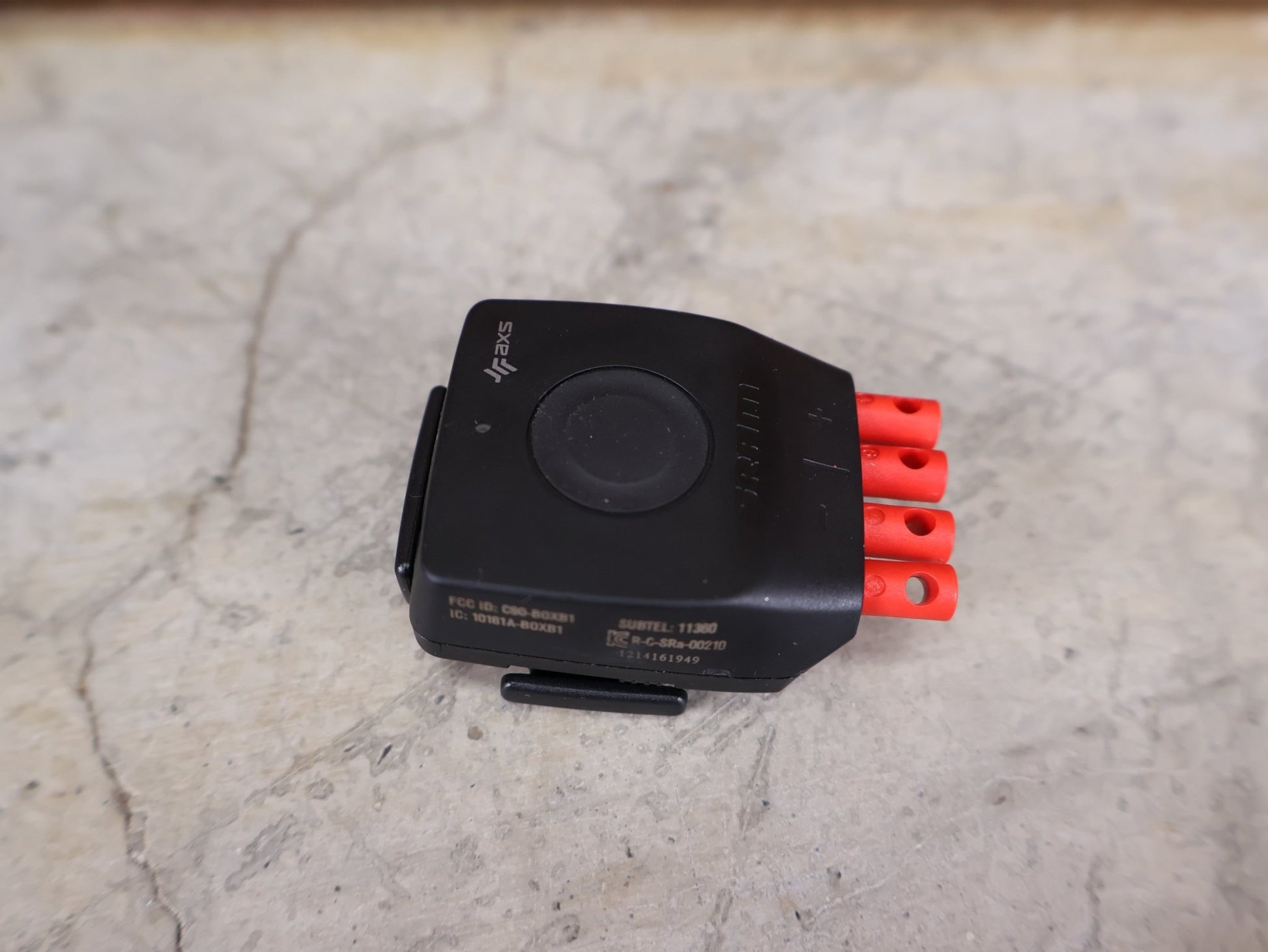 Zubehör von Sram, SRAM ETAP AXS BLIP BOX – KONTROLLMODUL FÜR TRIATHLON & ZEITFAHR vor USEDBIKES - OB.DE Hintergrund