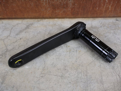 Kurbel von Sram, SRAM FORCE AXS D1 KURBELARME DUB 8 - BOLT 175MM vor USEDBIKES - OB.DE Hintergrund