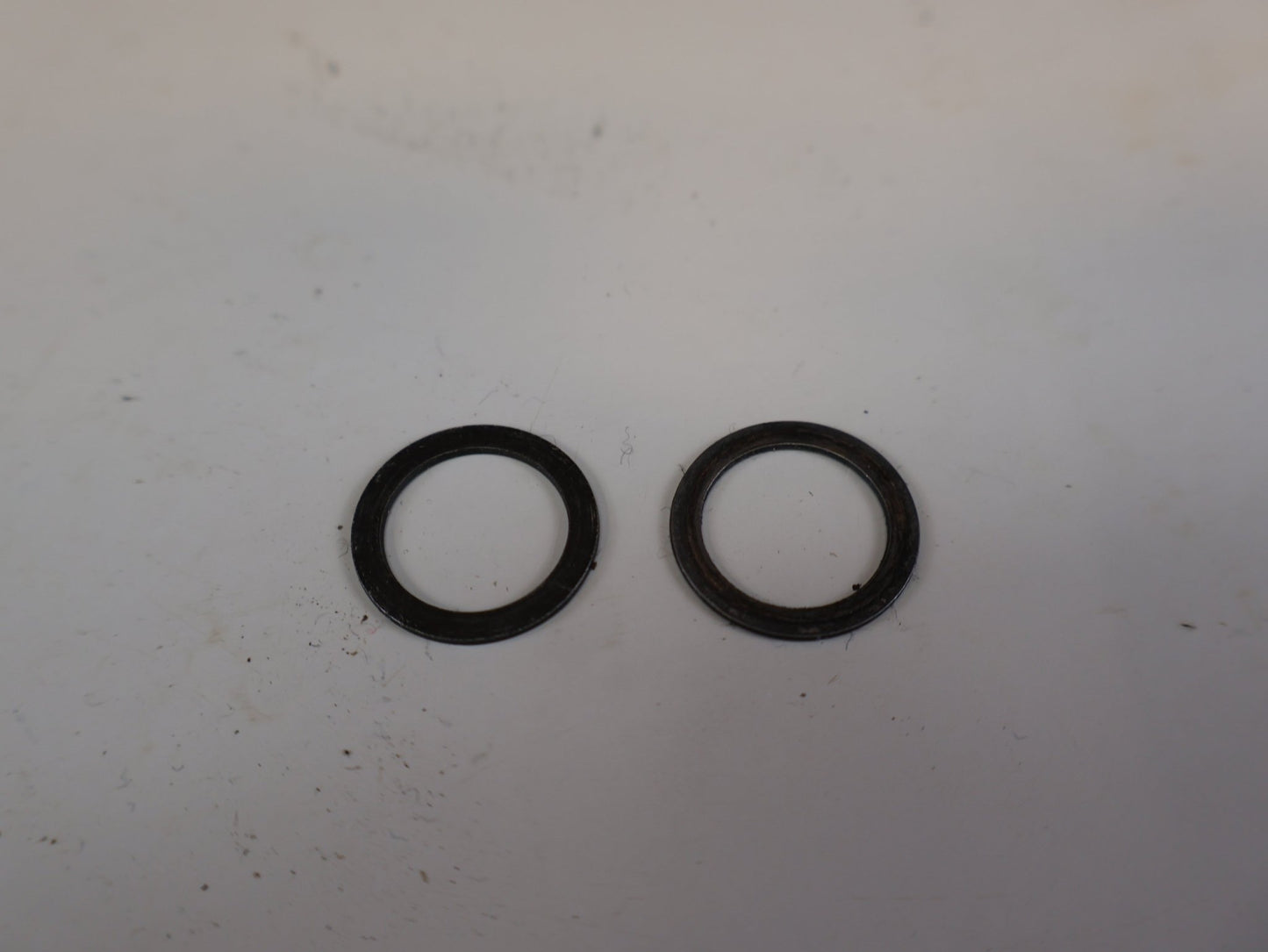 Kurbel von Sram, SRAM FORCE AXS DUB WIDE KURBEL / MY 2024 / 172,5 MM / 38T / 593 G vor USEDBIKES-OB.DE Hintergrund