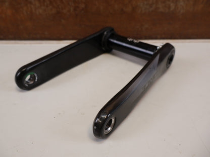 Kurbel von Sram, SRAM FORCE D1 DUB KURBELARM-SET / 172,5 MM CARBON KURBEL / 8-BOLT ANTRIEB vor USEDBIKES-OB.DE Hintergrund