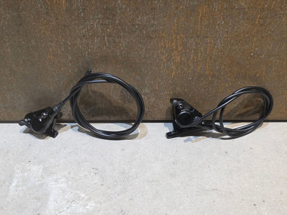 Brems - / Schalthebel von Sram, SRAM FORCE E1 AXS HRD BREMS - / SCHALTHEBEL DISC / SET vor USEDBIKES - OB.DE Hintergrund