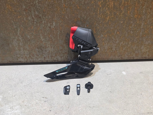 Schaltungsteile von Sram, SRAM FORCE E1 AXS UMWERFER 12 FACH vor USEDBIKES - OB.DE Hintergrund
