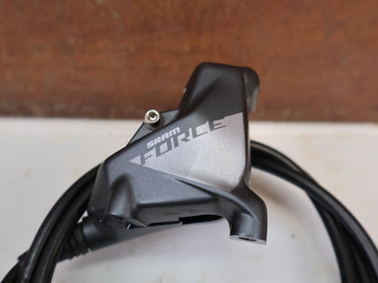 Brems-/ Schalthebel von Sram, SRAM Force eTap AXS D1 Scheibenbremsenset Flatmount vor USEDBIKES-OB.DE Hintergrund