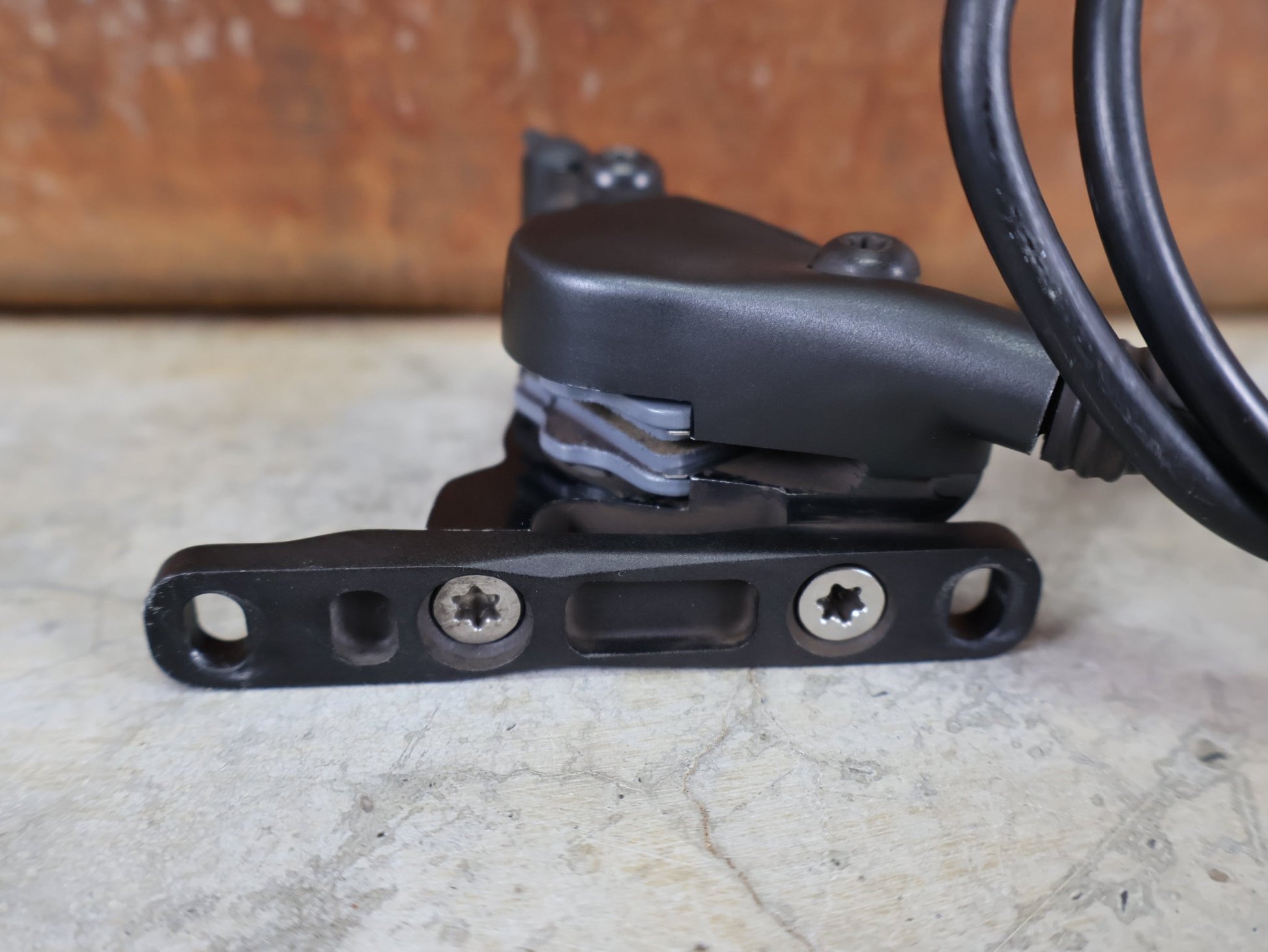 Brems - / Schalthebel von Sram, SRAM FORCE ETAP AXS SCHALT - /BREMSHEBEL SET D1 / 12 - FACH – DISC – CARBON – VORNE & HINTEN vor USEDBIKES - OB.DE Hintergrund