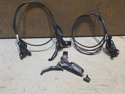 Bremse von Sram, SRAM G2 RSC 4 - KOLBEN BREMSE VORNE & HINTEN vor USEDBIKES - OB.DE Hintergrund