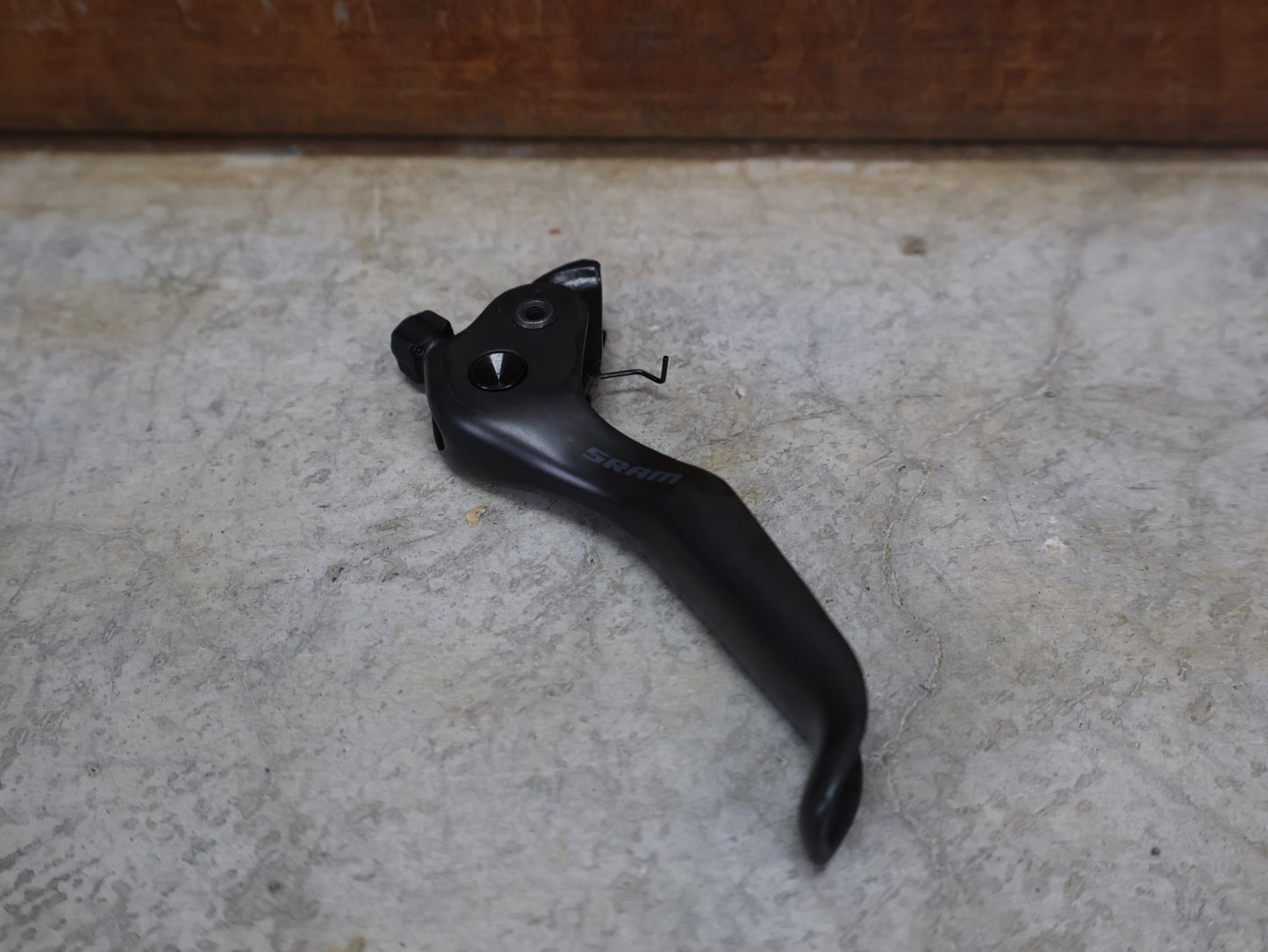 Zubehör von Sram, SRAM GUIDE ULTIMATE BREMSHEBEL CARBON A1 / V2 – ORIGINAL ERSATZHEBEL (11.5018.003.015) vor USEDBIKES - OB.DE Hintergrund