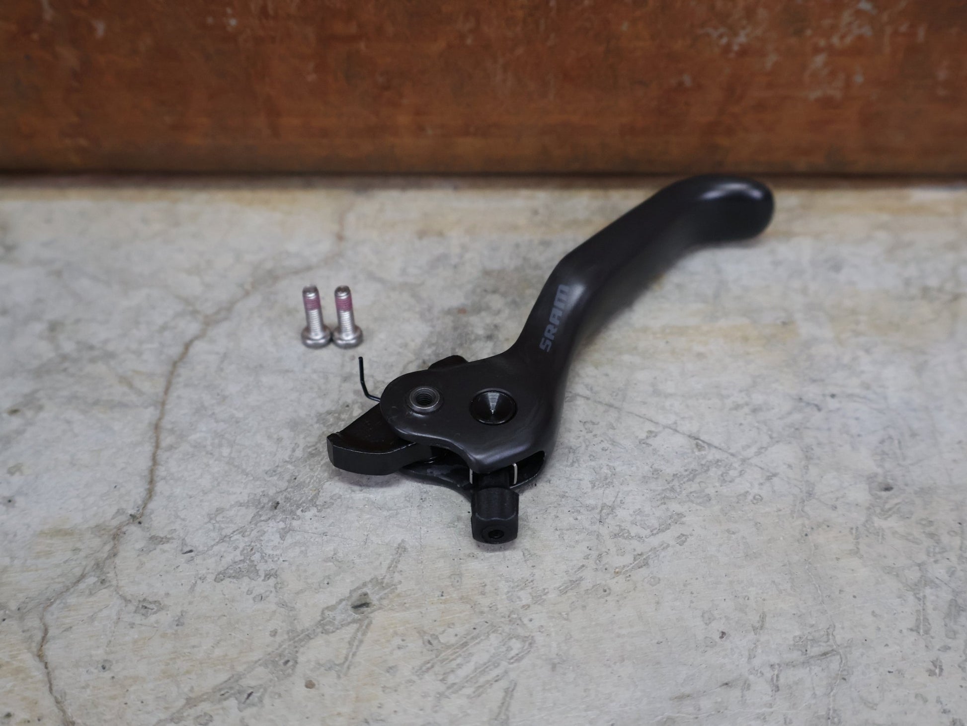 Zubehör von Sram, SRAM GUIDE ULTIMATE BREMSHEBEL CARBON A1 / V2 – ORIGINAL ERSATZHEBEL (11.5018.003.015) vor USEDBIKES - OB.DE Hintergrund