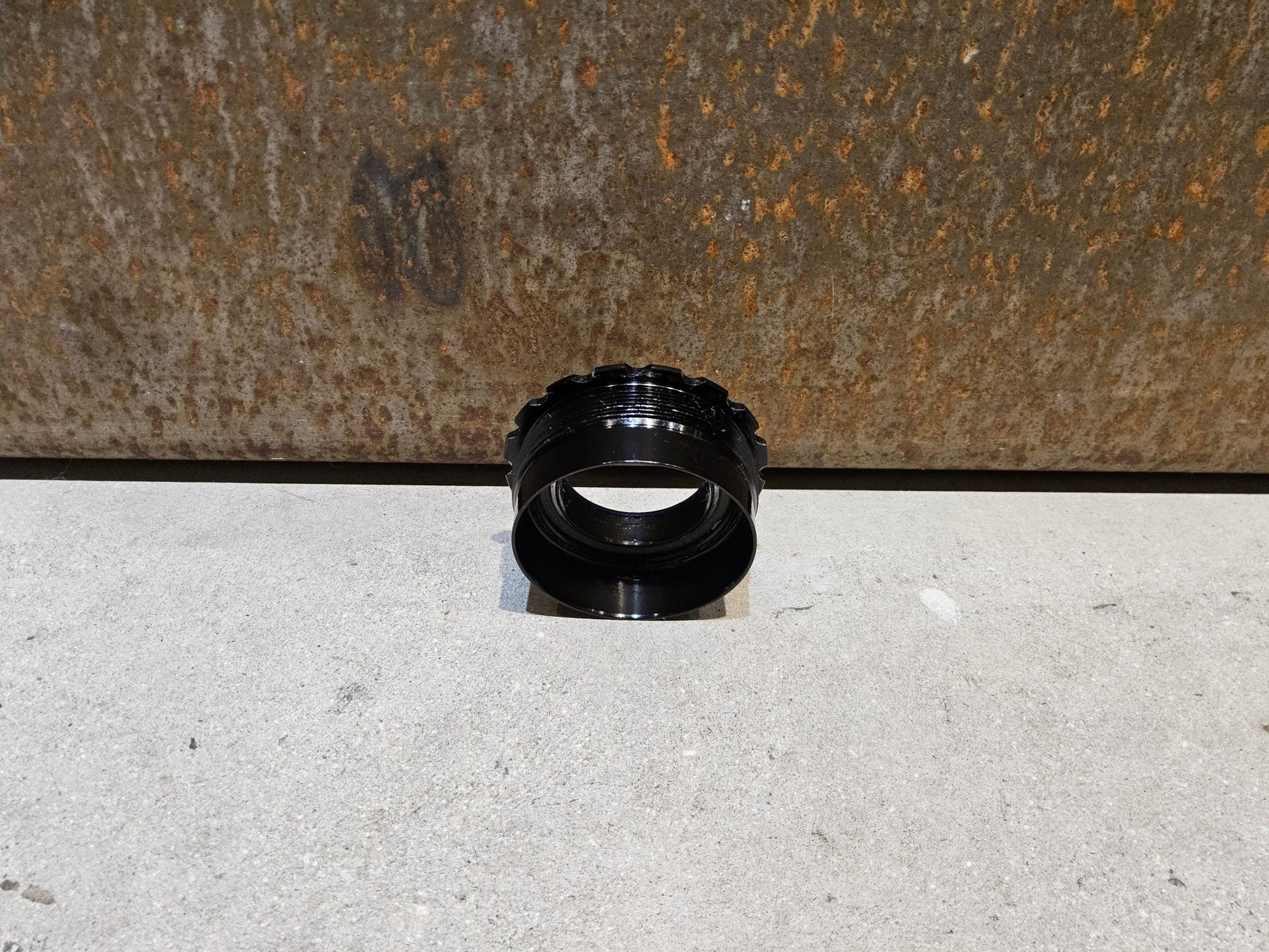 Innenlager von Sram, SRAM INNENLAGER DUB T47 / 85.5MM vor USEDBIKES - OB.DE Hintergrund