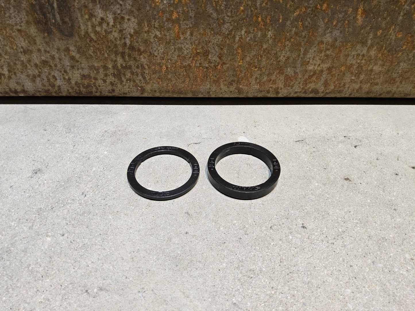 Innenlager von Sram, SRAM INNENLAGER DUB T47 / 85.5MM vor USEDBIKES - OB.DE Hintergrund