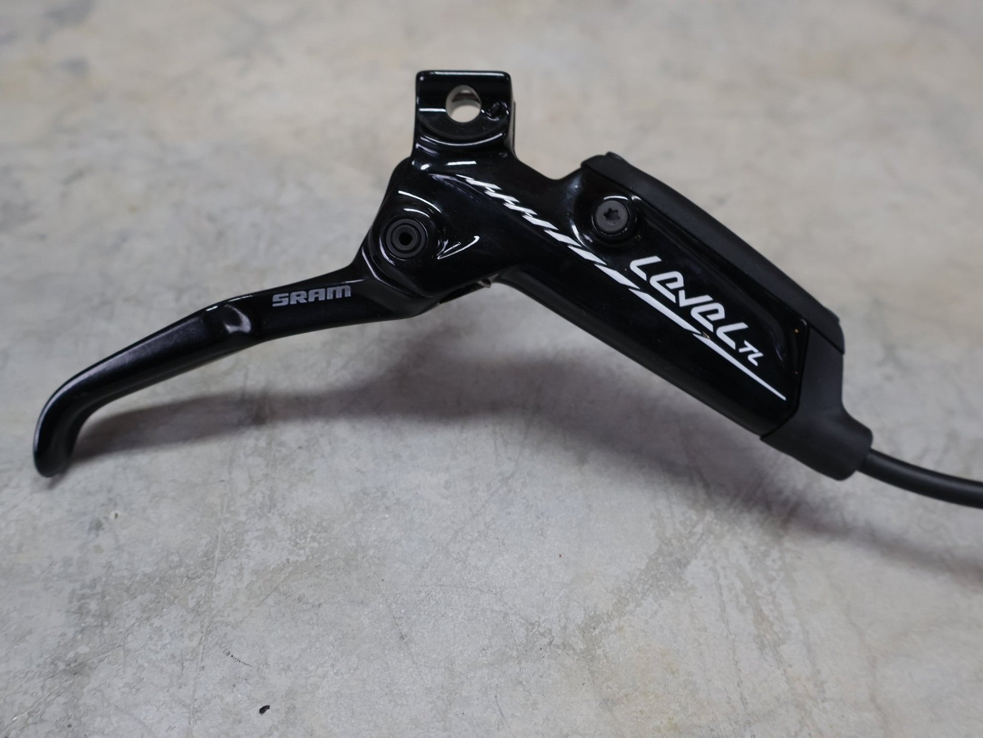 Bremse von Sram, SRAM LEVEL TL BREMSSET VORNE U. HINTEN SCHWARZ vor USEDBIKES - OB.DE Hintergrund